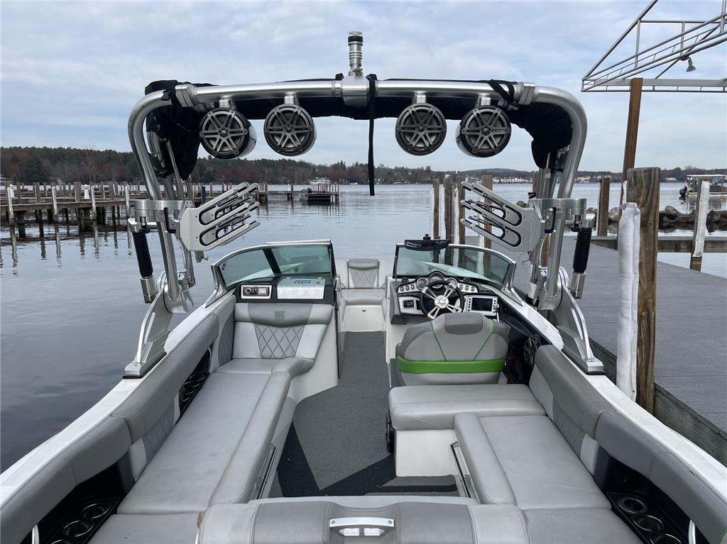 2015 MasterCraft X46