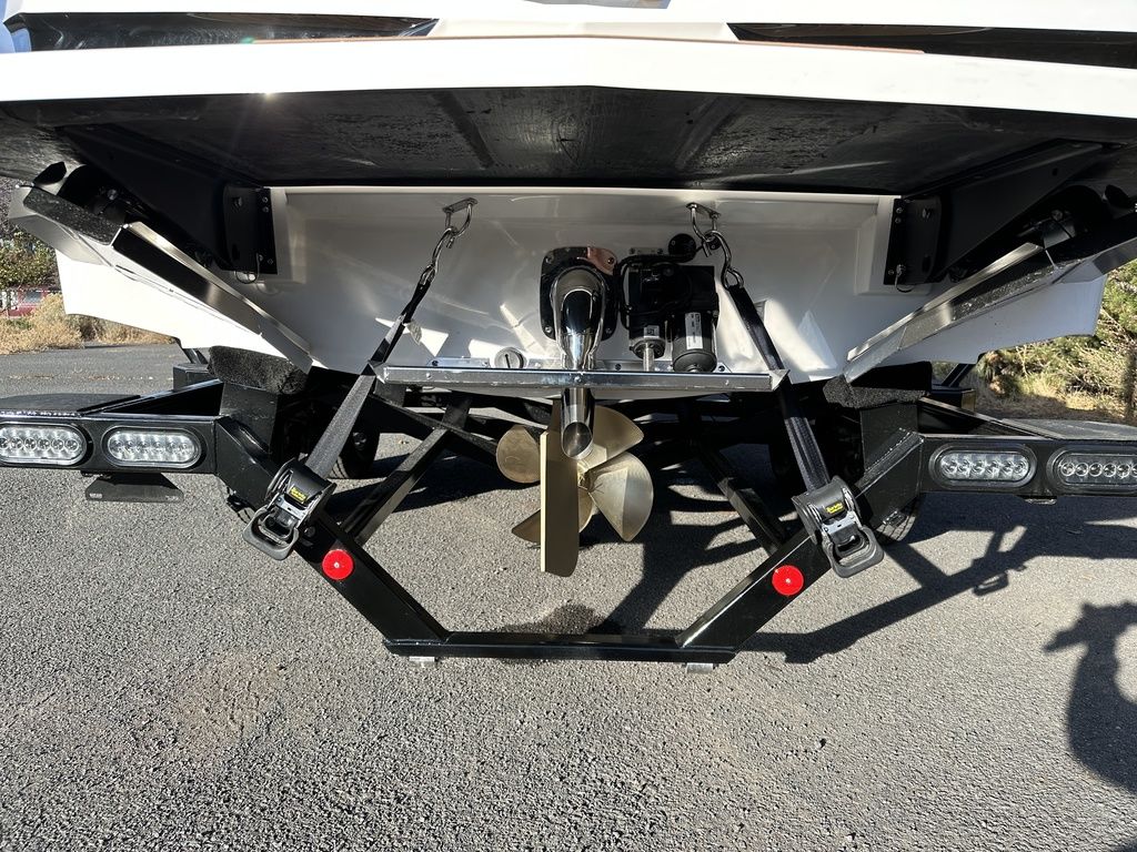 2024 MasterCraft XT23