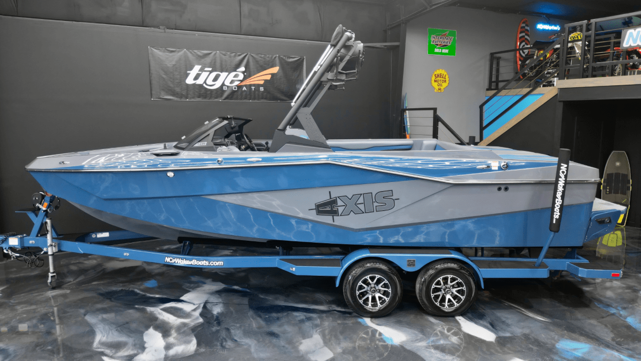 2023 Axis T235