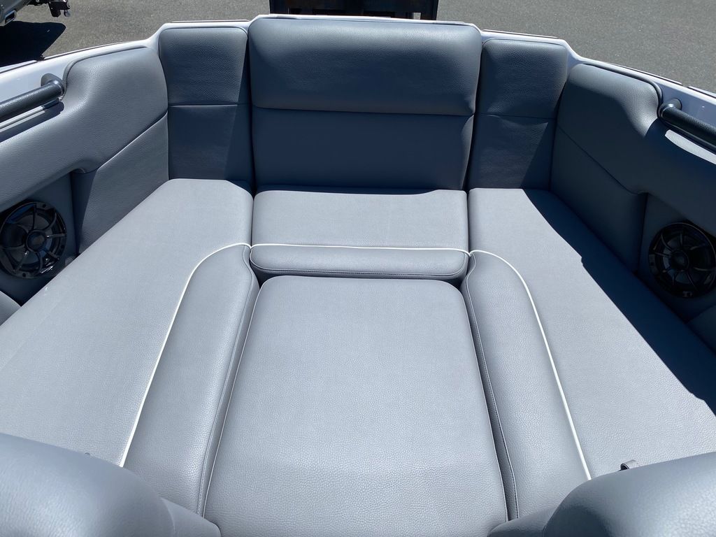 2024 moomba Mondo