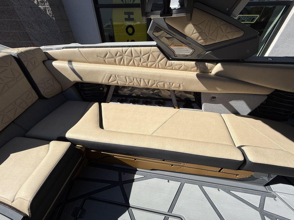 2025 nautique G25-Paragon-Centennial-Edition