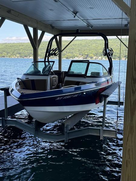 boat.Title