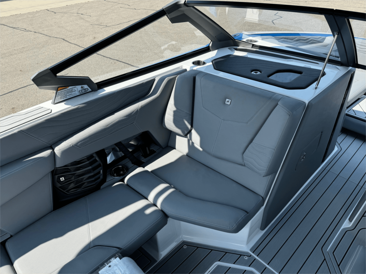 2025 Nautique G23