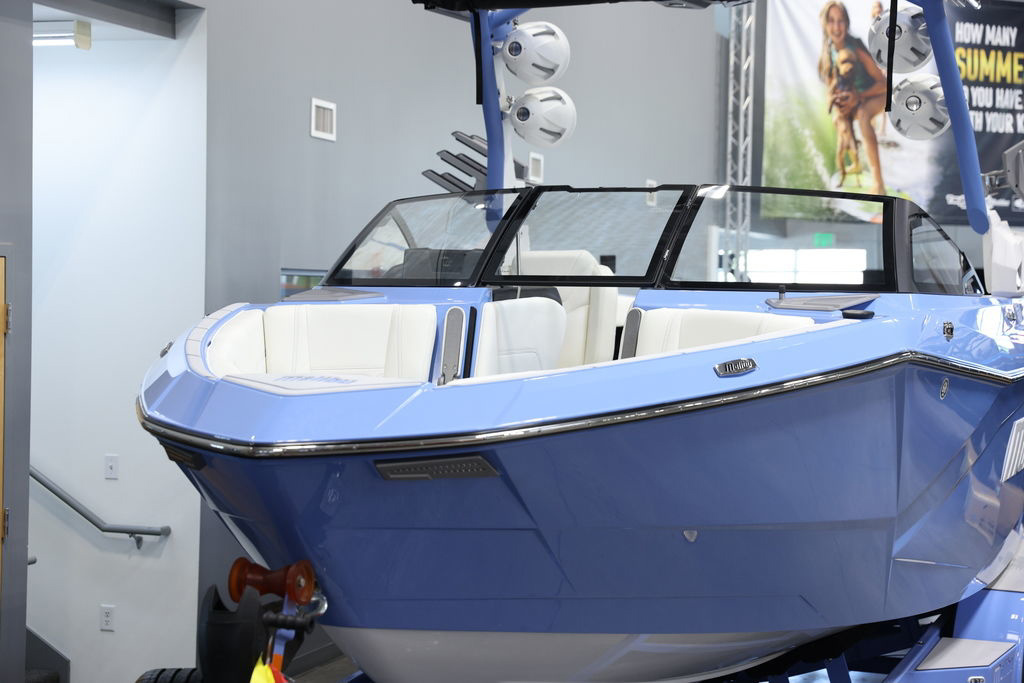 2024 Malibu 26 LSV