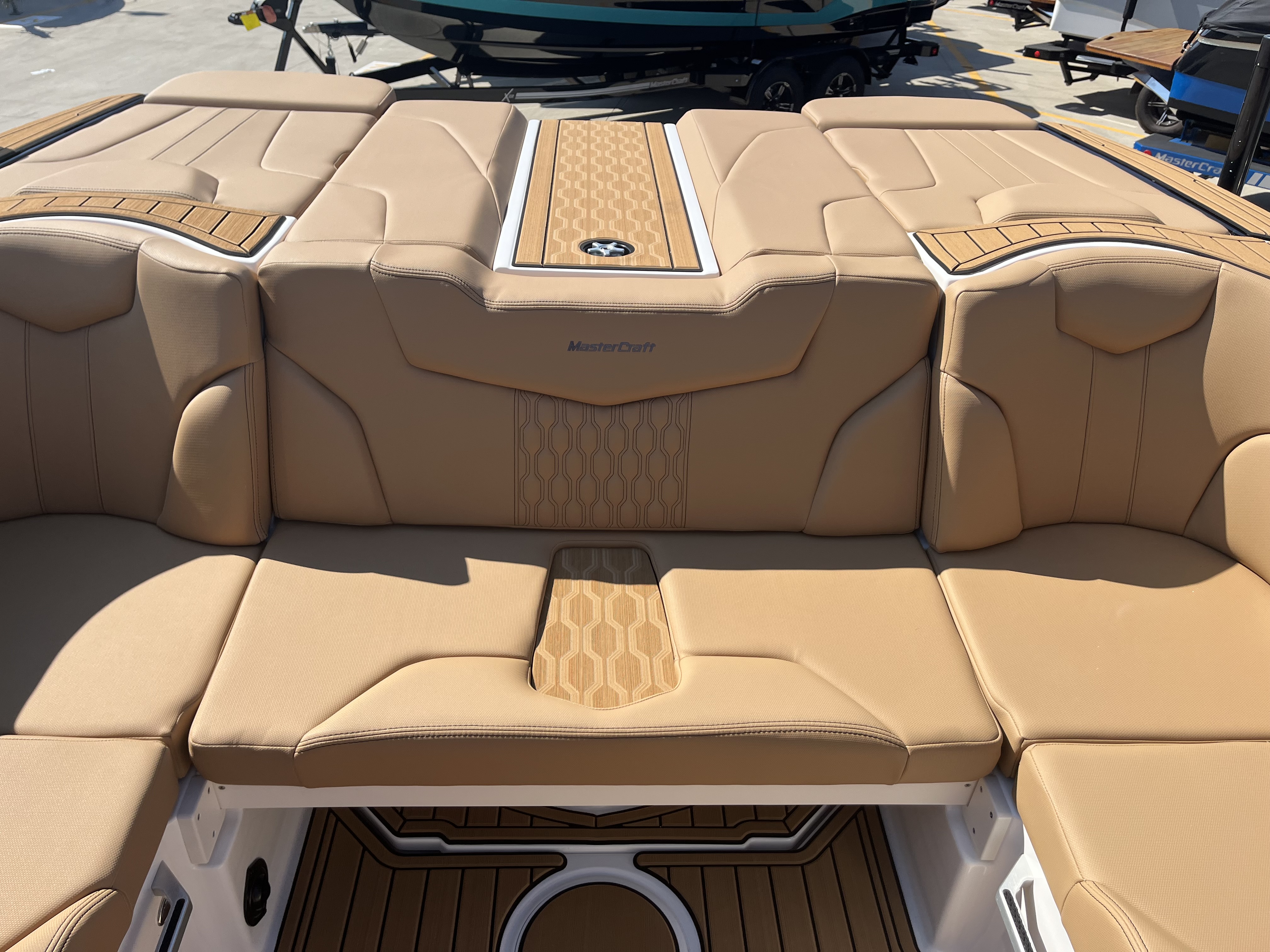 2025 MasterCraft XT20