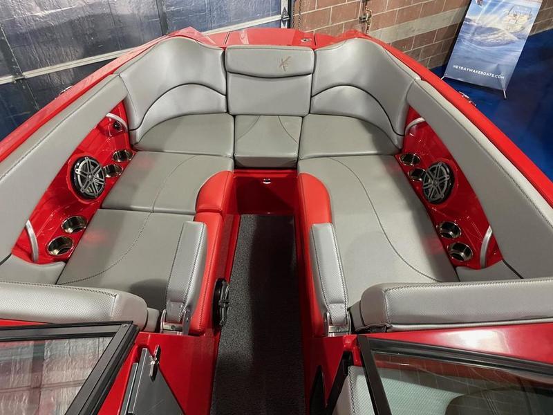 2016 MasterCraft X26