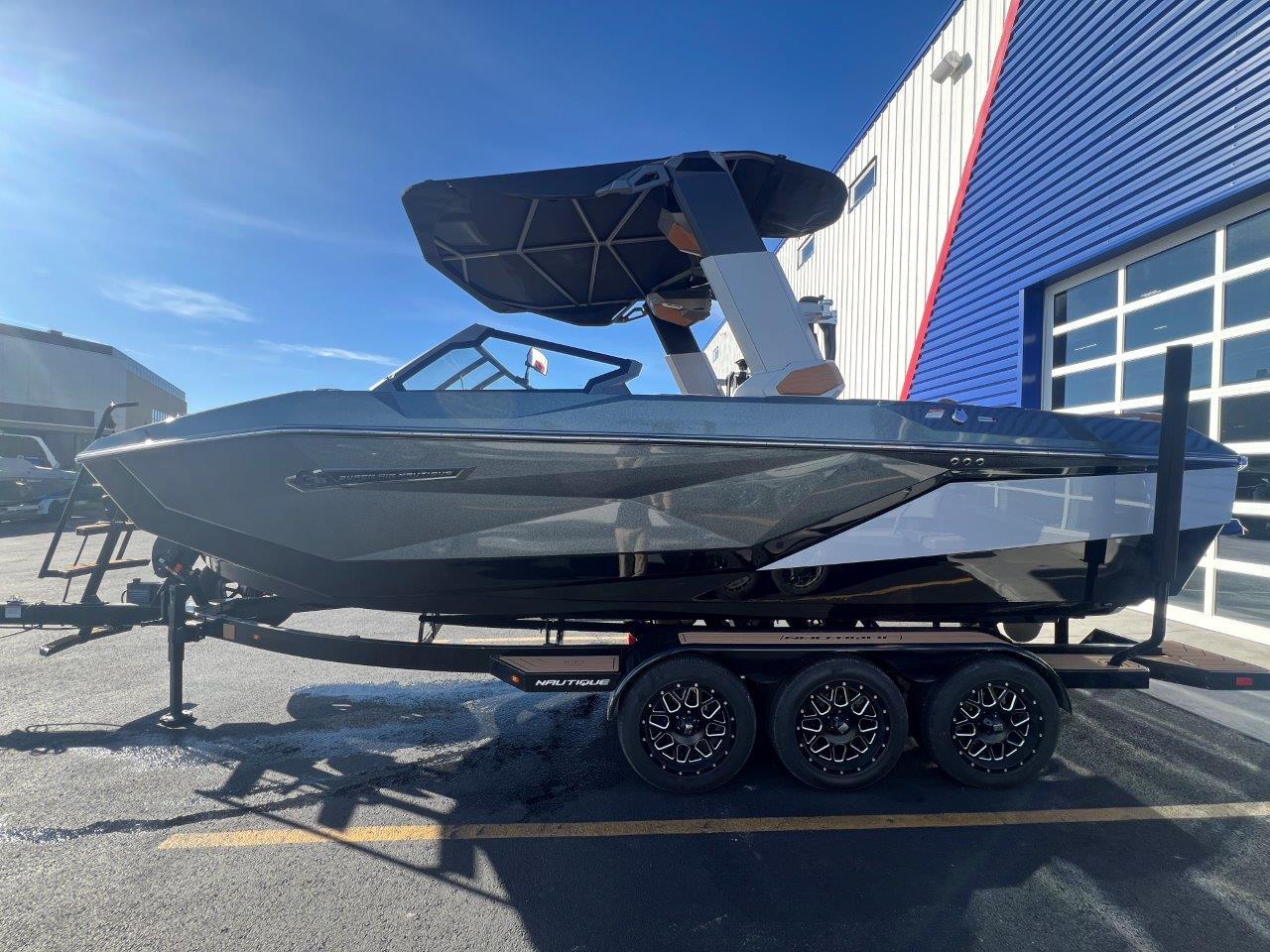 2025 Nautique G23