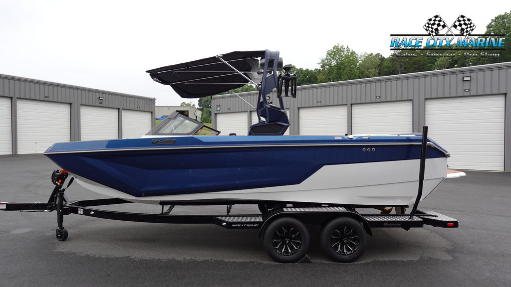 boat.Title