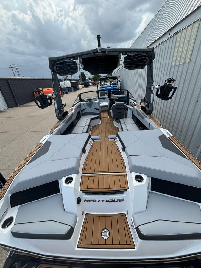 2024 Super Air Nautique S23 (W/ZZ6) ***80k off MSRP***
