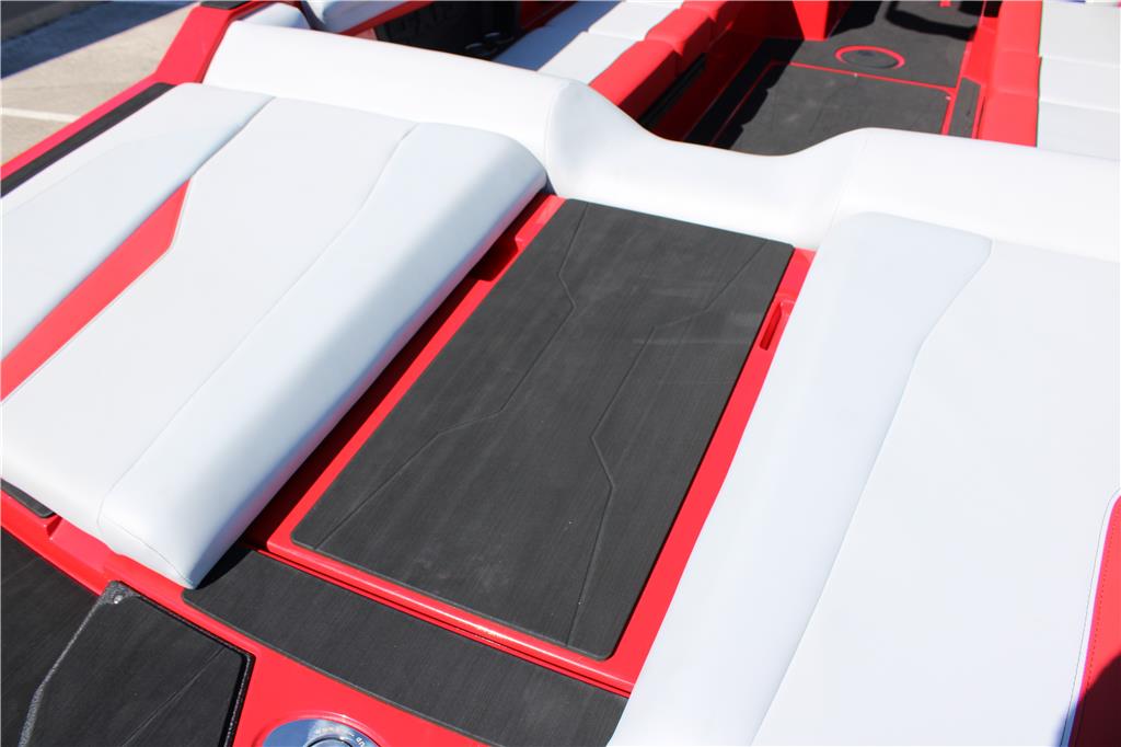 2024 Axis T250