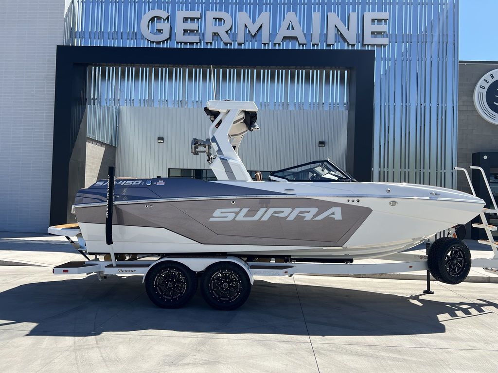 boat.Title