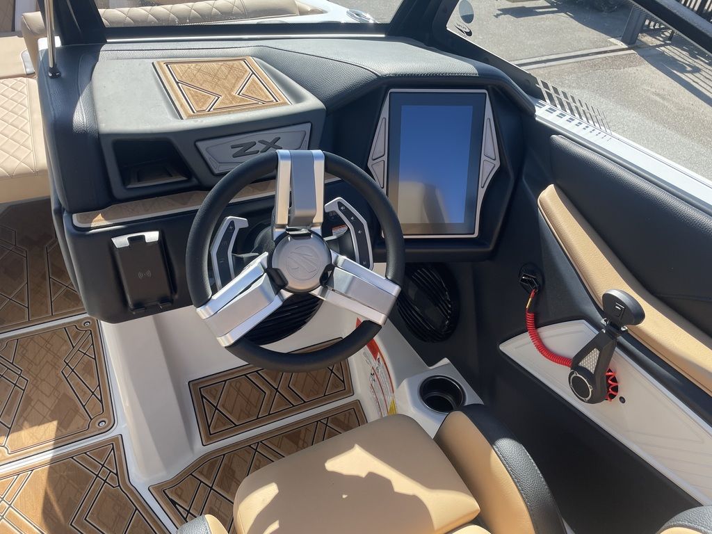 2023 tige 25ZX