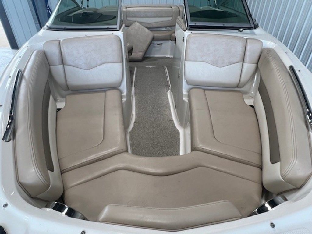 2012 Chaparral 216