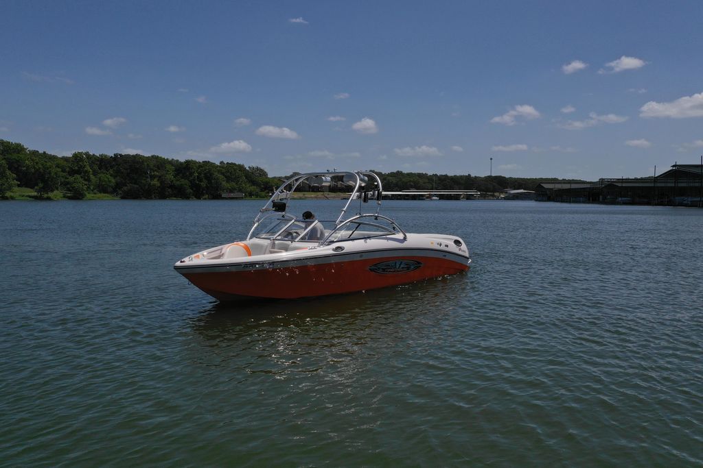 2005 Nautique Super Air Nautique 226 TE