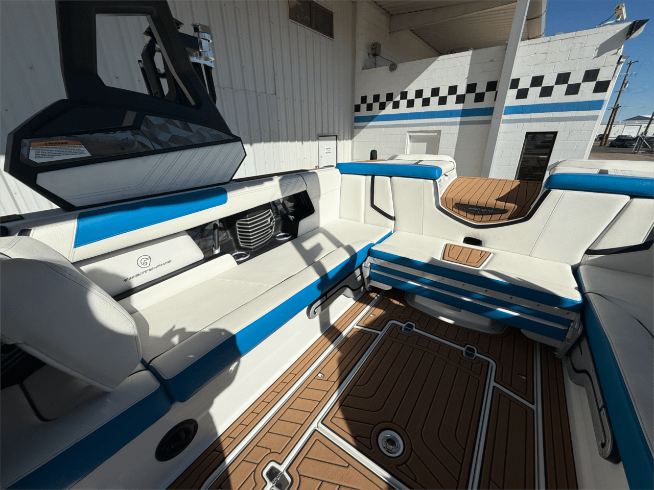 2020 Nautique G25