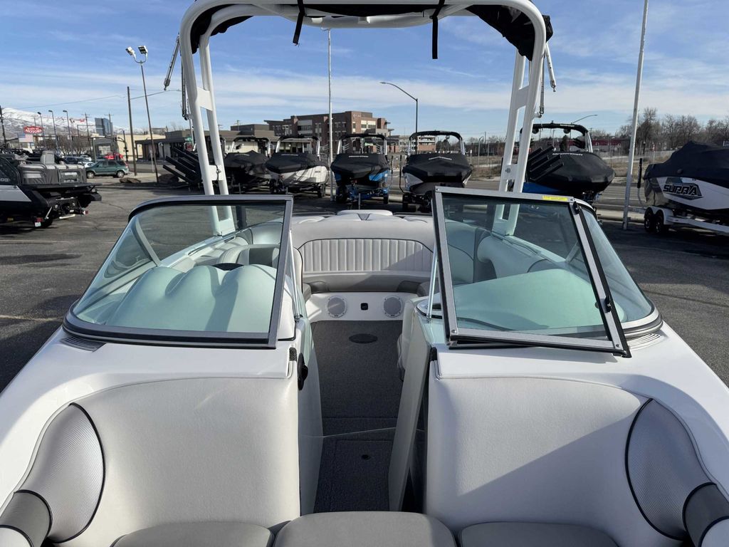 2017 Sanger Boats V215 XTZ