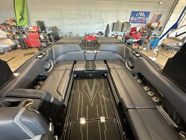 2023 Supra SL 450 Blackout