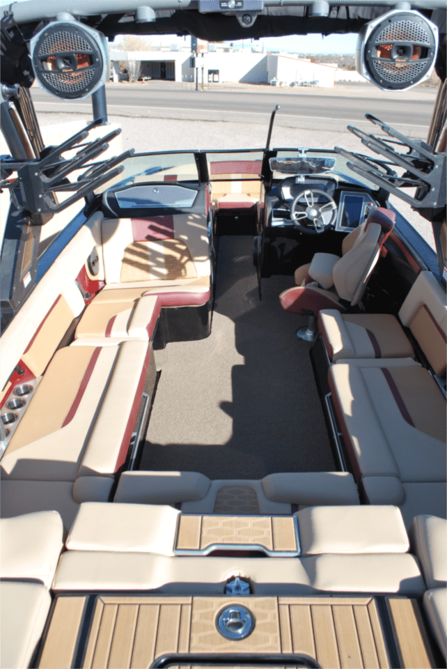 2023 MasterCraft X24