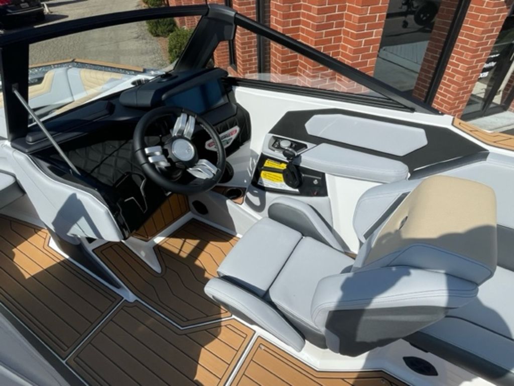 2024 Nautique Super Air Nautique S23