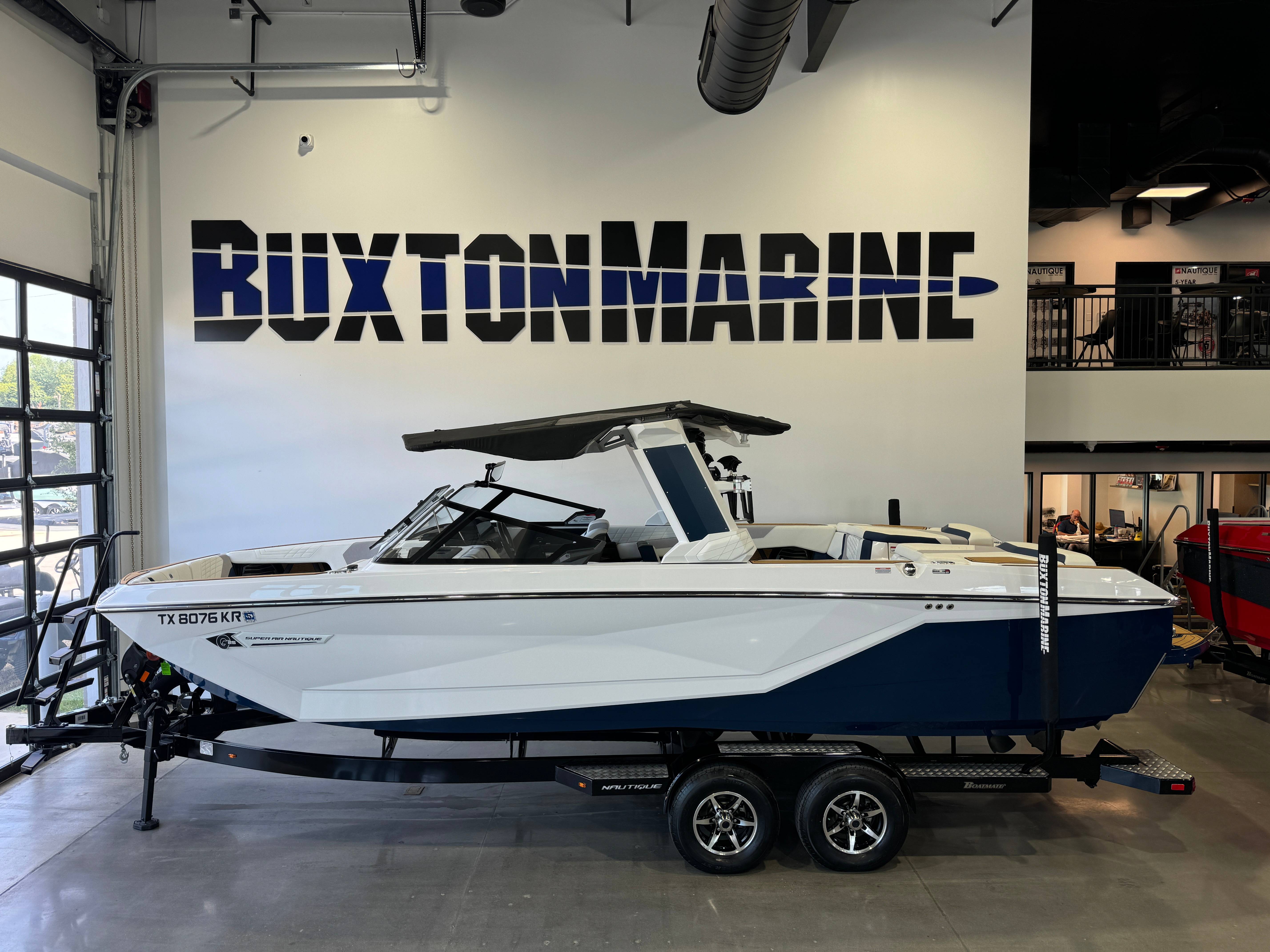 boat.Title
