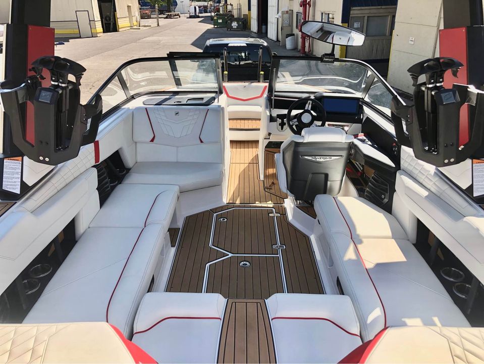 2022 Nautique G23