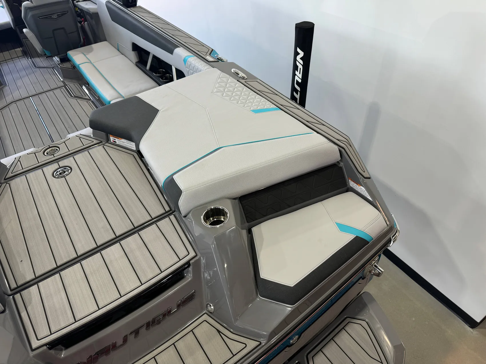 2025 Nautique GS24