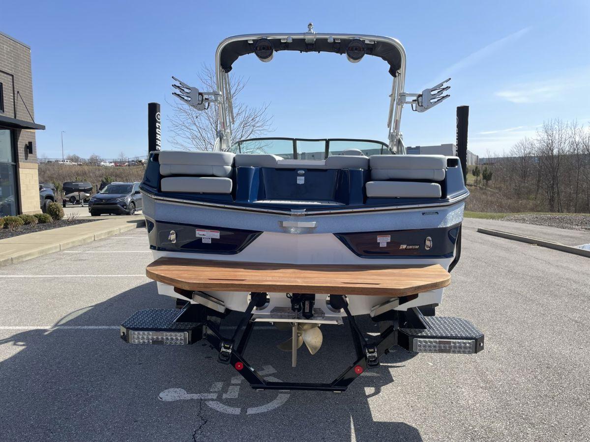 2023 MasterCraft XT23