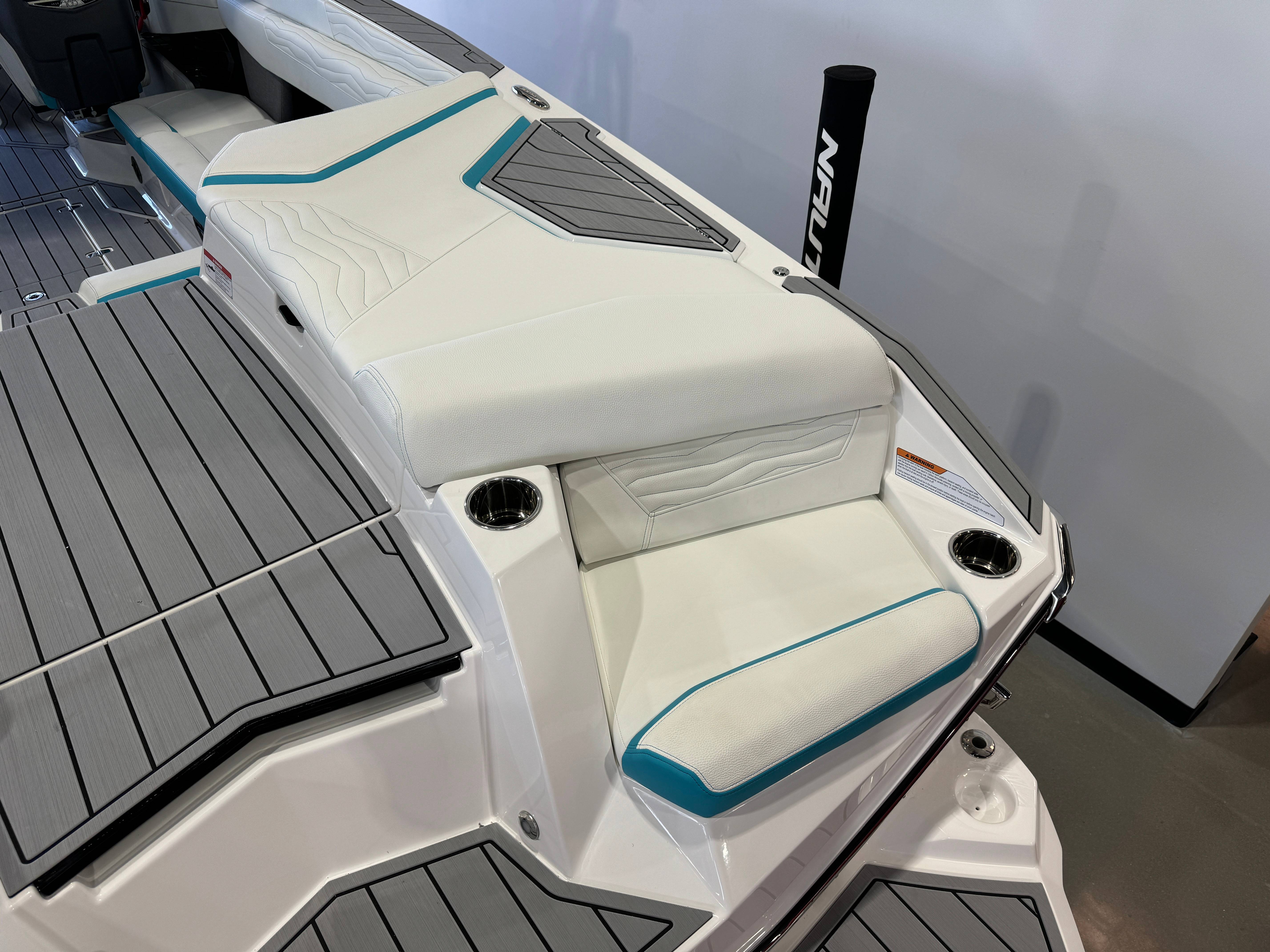 2025 Nautique G25
