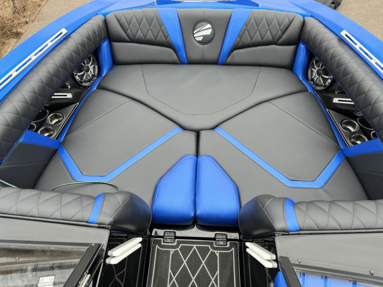 2019 Tige RZX3 24’ Fully Loaded ONLY 139hrs!