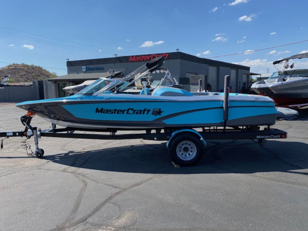 boat.Title