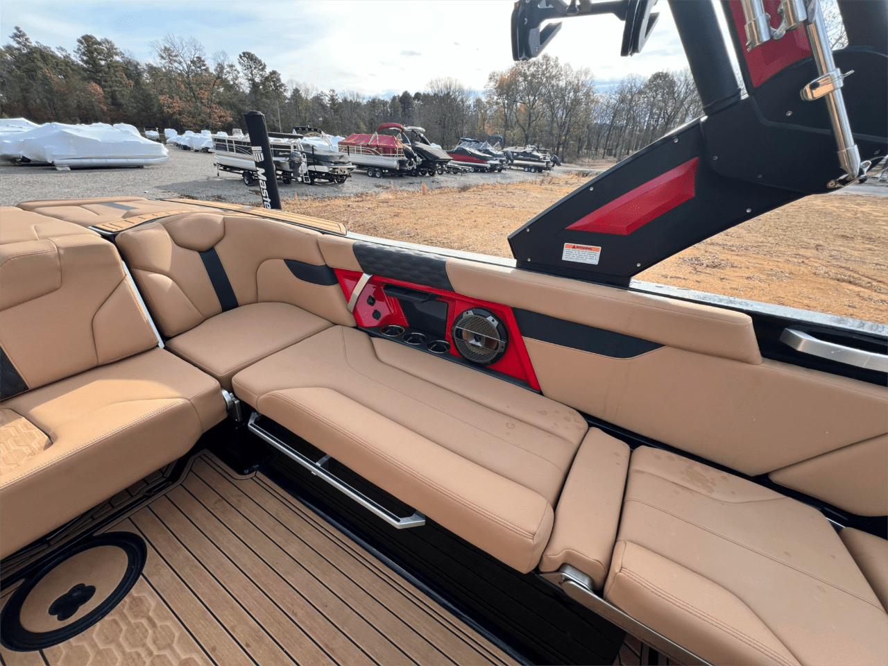 2022 MasterCraft XT24