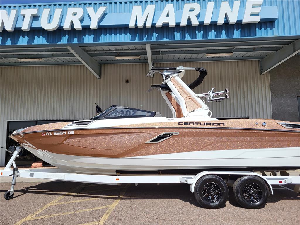boat.Title