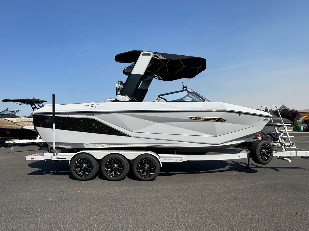 2025 Nautique Super Air Nautique G23
