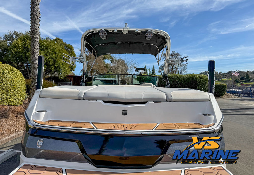 2021 MasterCraft NXT24