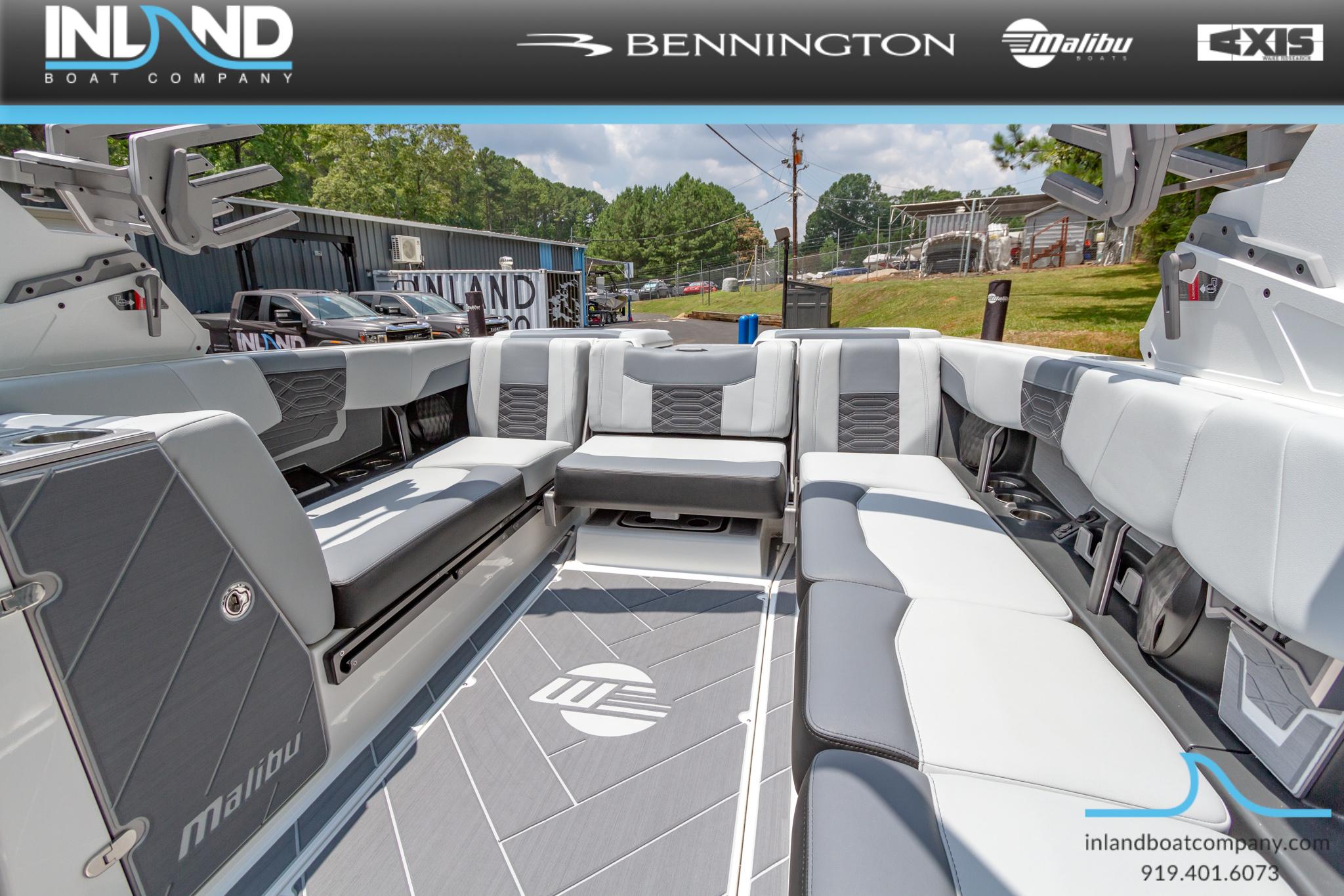 2024 Malibu Boats 25 LSV