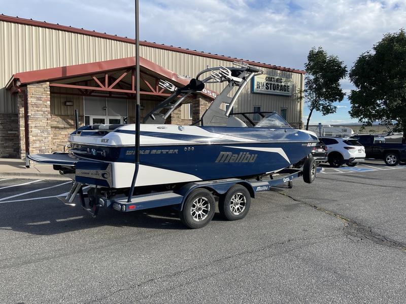 2017 Malibu 21 VLX