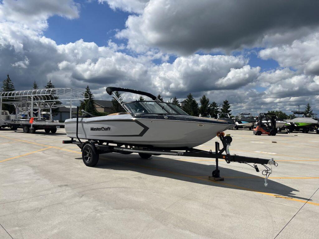 boat.Title