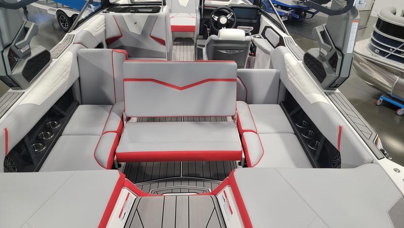 2022 Nautique S23