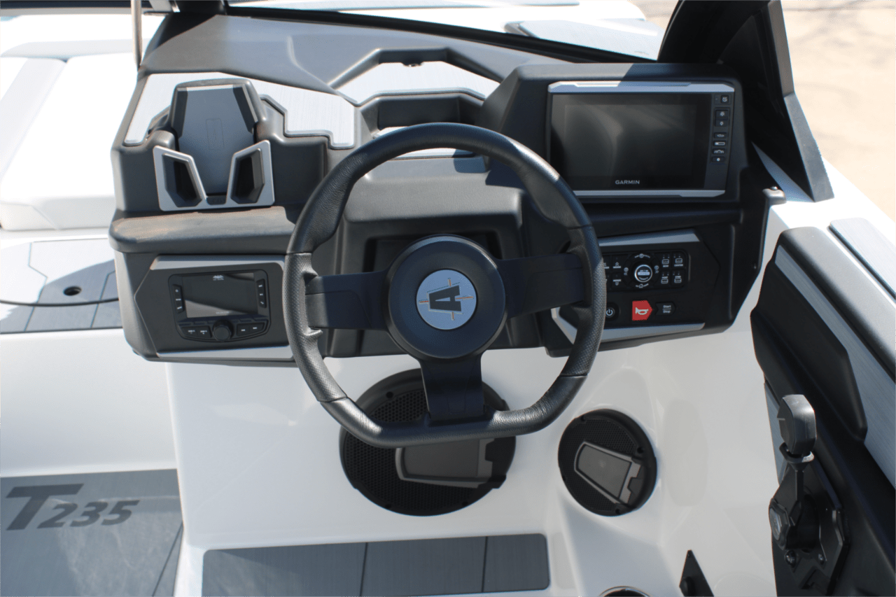 2025 Axis T235