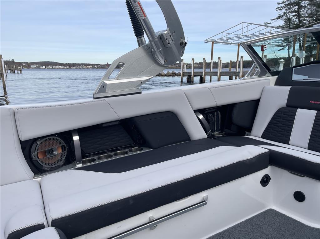 2021 MasterCraft X22