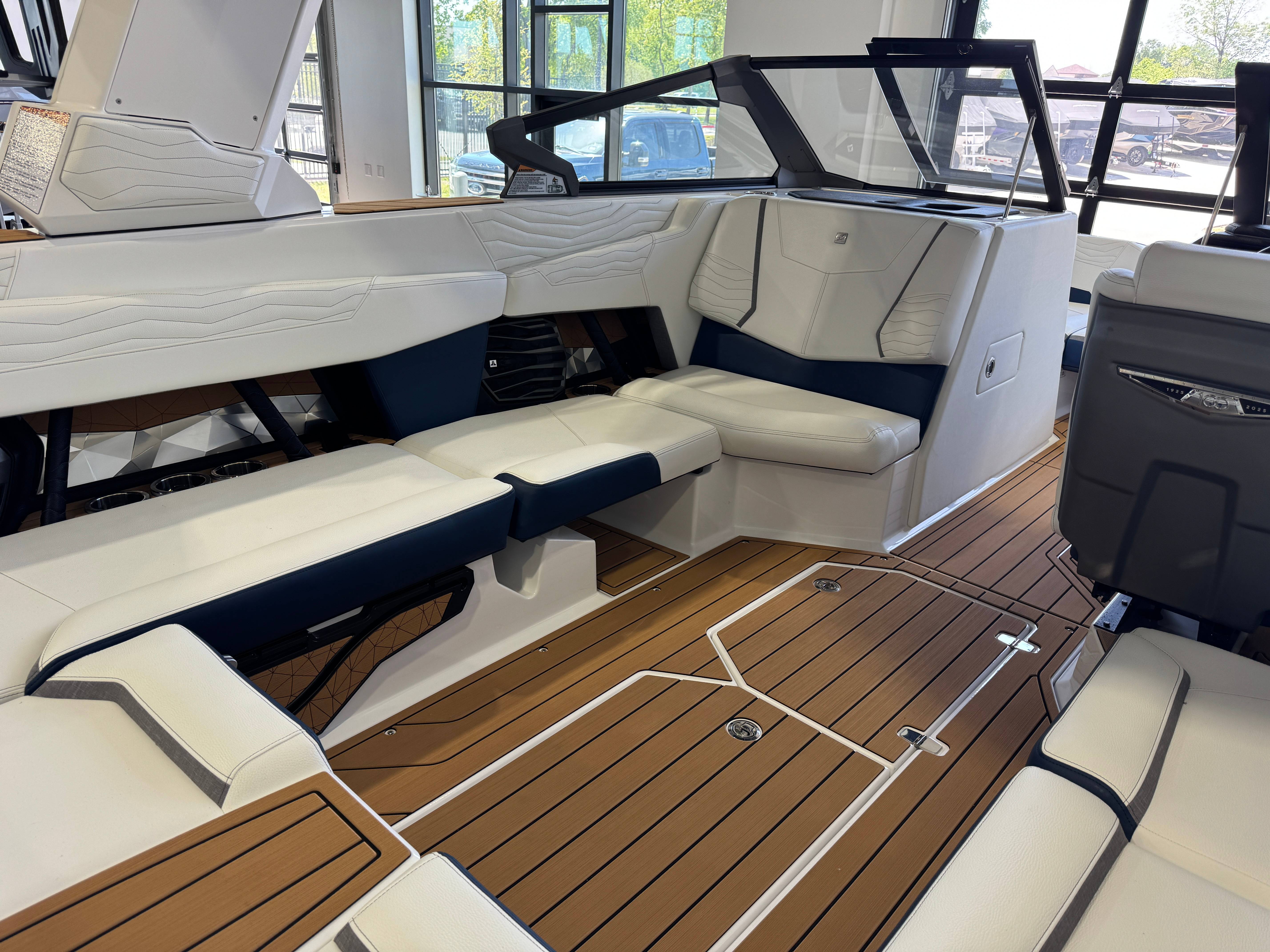 2025 Nautique Super Air Nautique G23