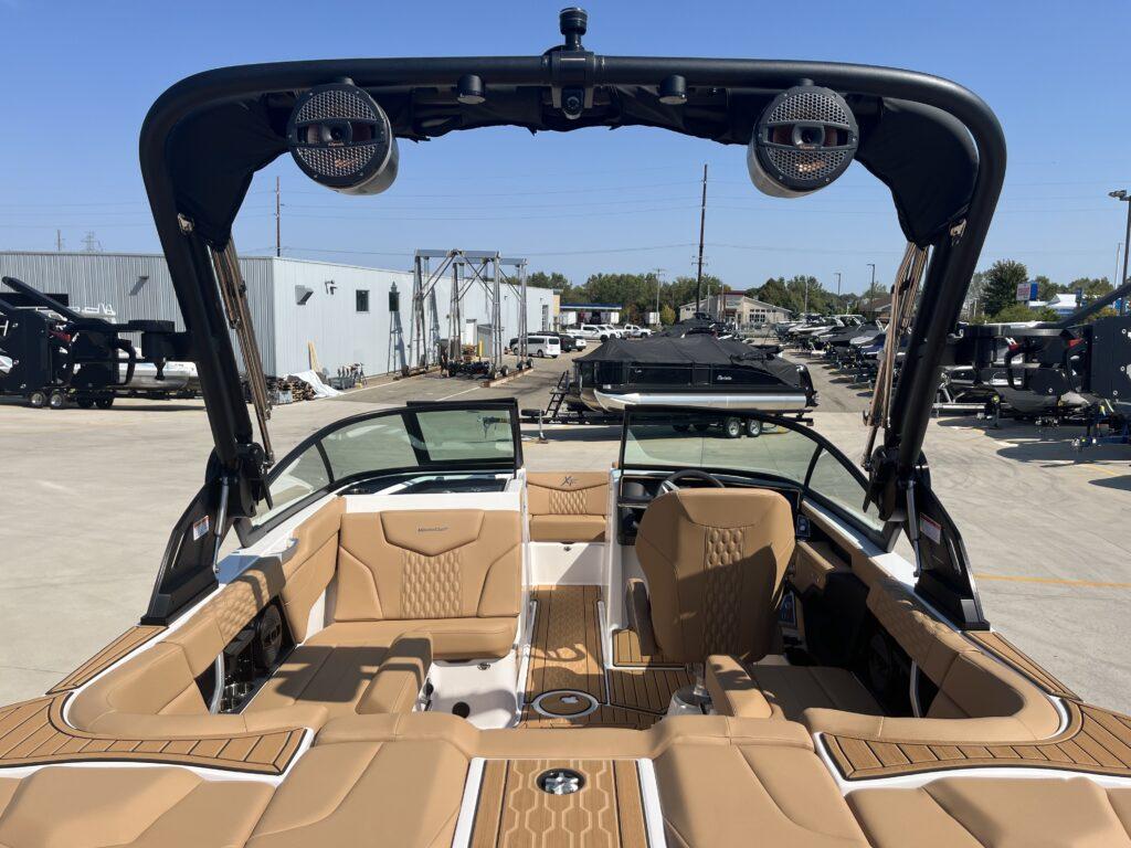 2025 MasterCraft XT20