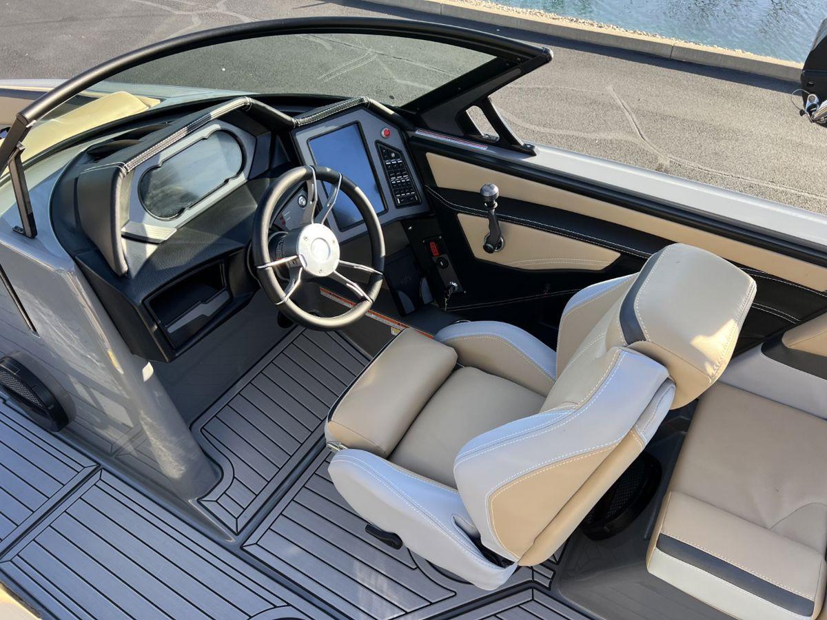 2024 MasterCraft XStar S