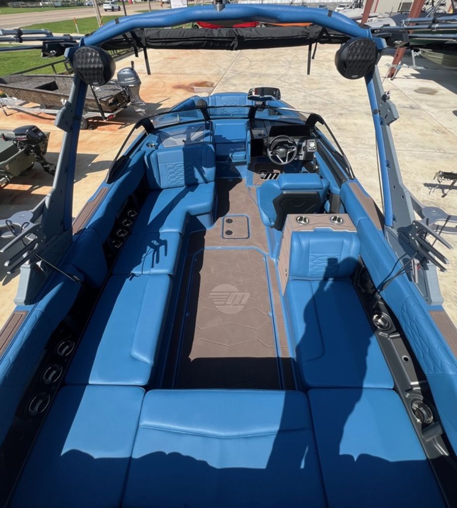 2025 Malibu Boats 24 MXZ