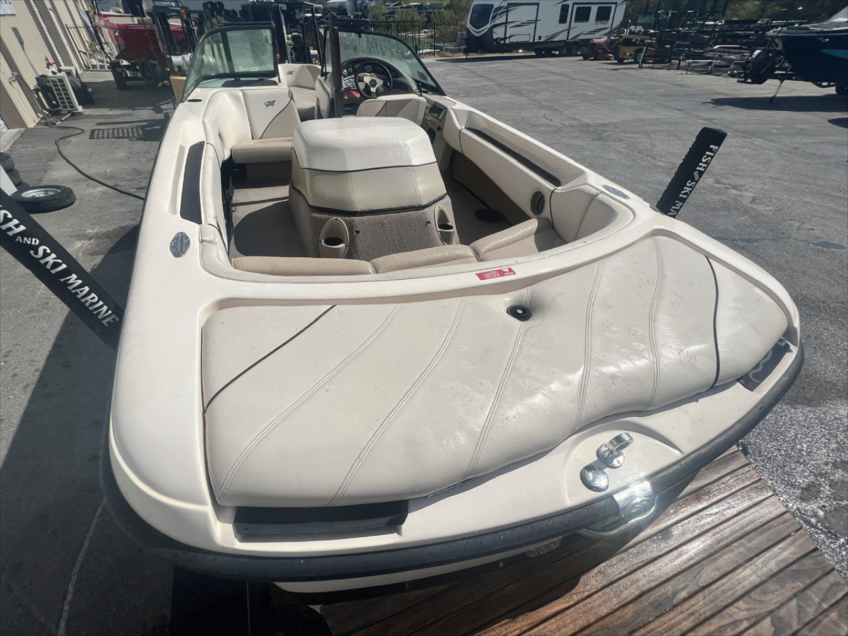 2001 Correct Craft Sport Nautique