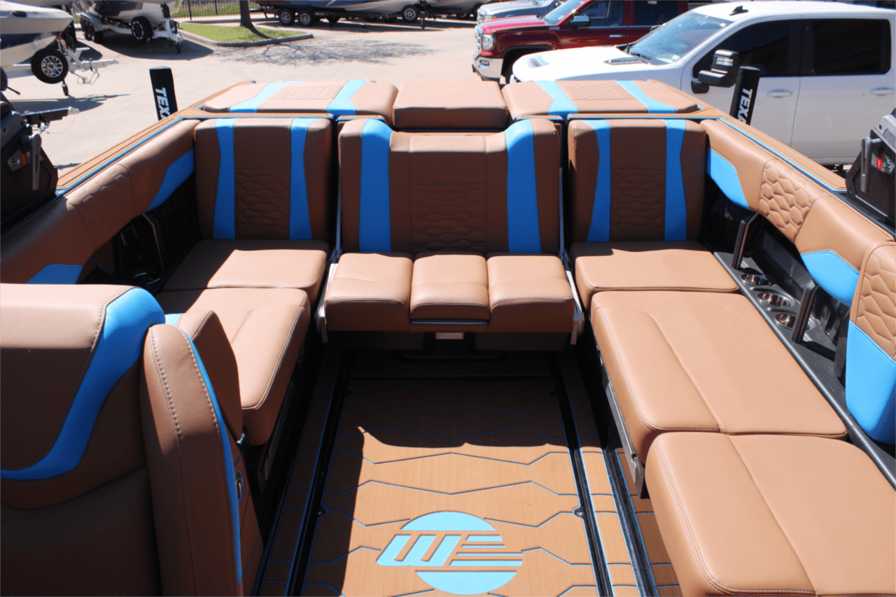 2025 Malibu 24 MXZ