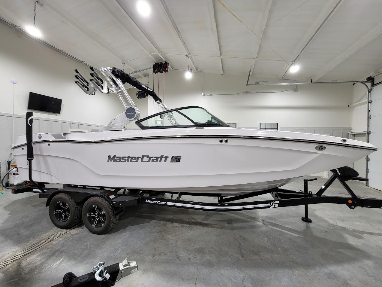 2024 MasterCraft XT24
