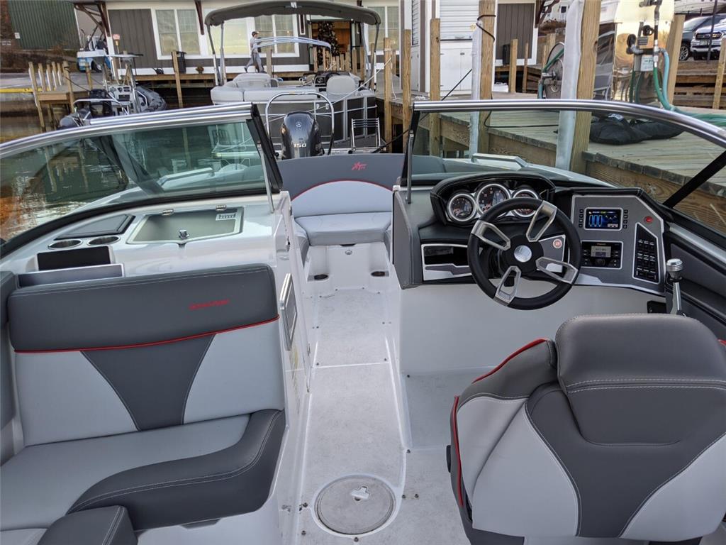 2019 MASTERCRAFT XT22