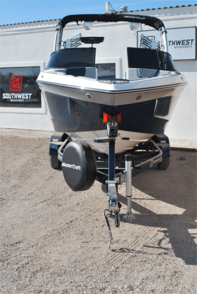 2023 MasterCraft XT22T