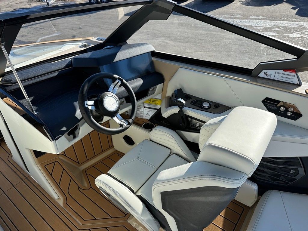 2025 Nautique Super Air Nautique G23